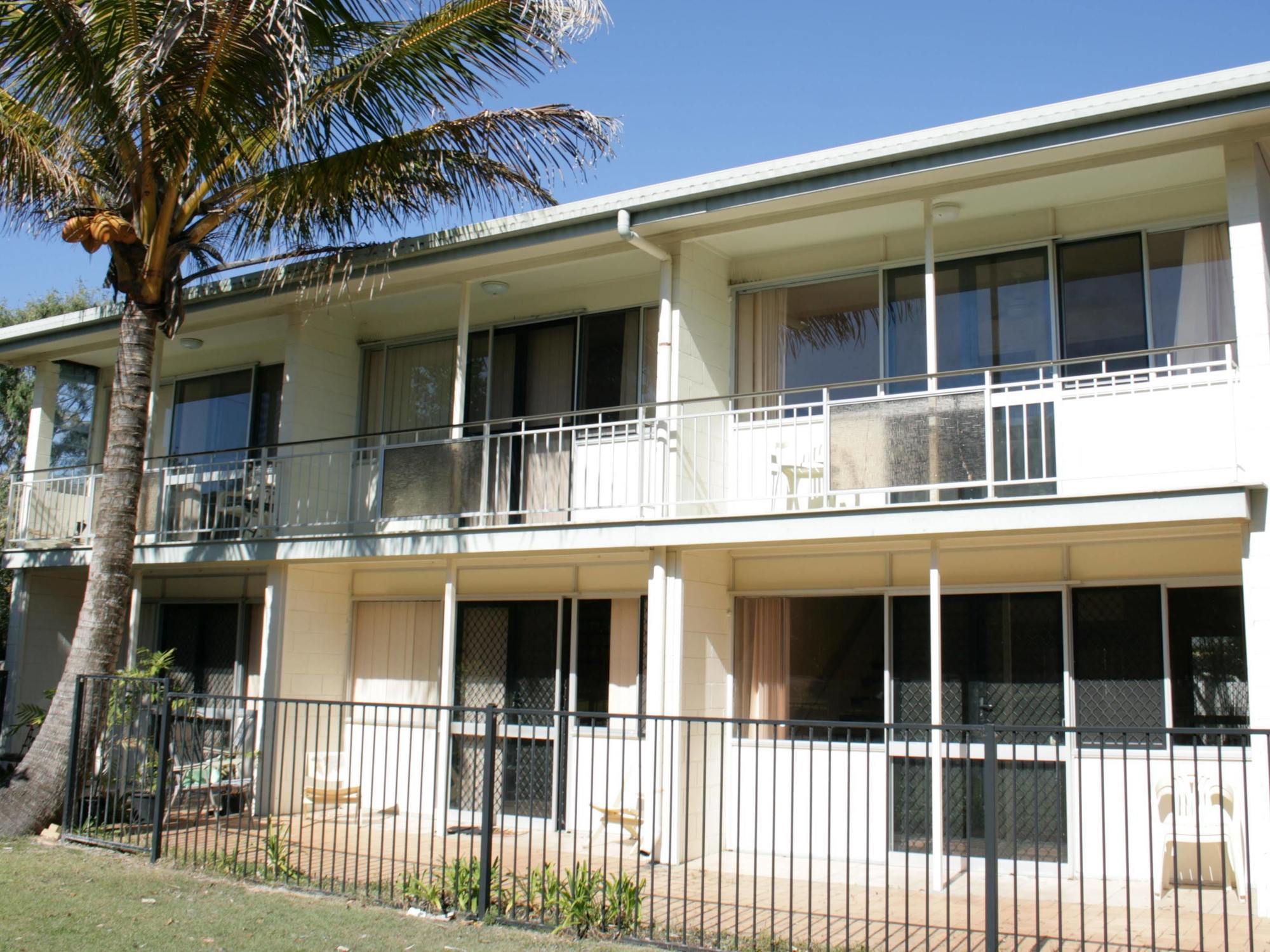 Pippies Beachhouse Backpackers Rainbow Beach Eksteriør billede