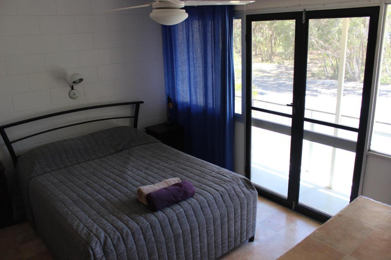 Pippies Beachhouse Backpackers Rainbow Beach Eksteriør billede